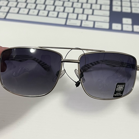 Men's Silver Sunglasses with Black Lenses - Picture 2 of 2